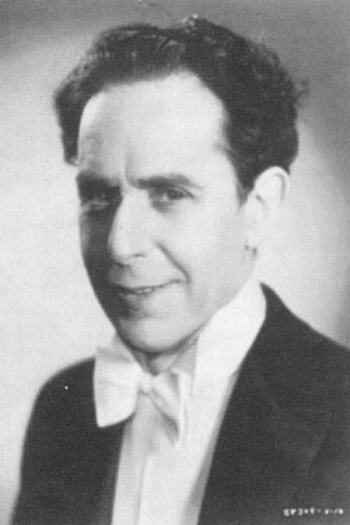 Ernesto Vilches as Cabrero
