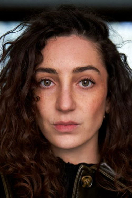 Roxana Safarabadi as 