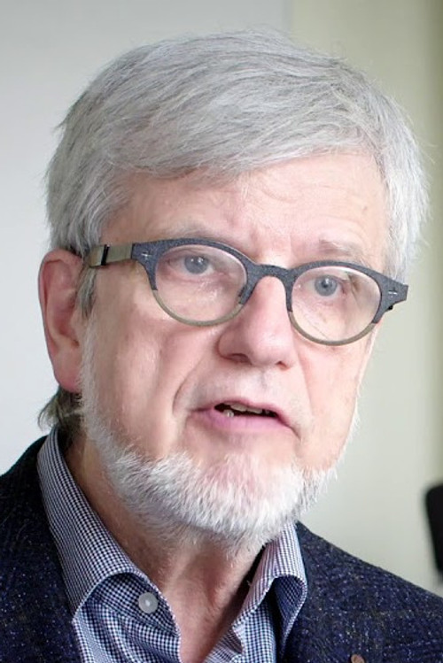 Ortwin Renn as Himself