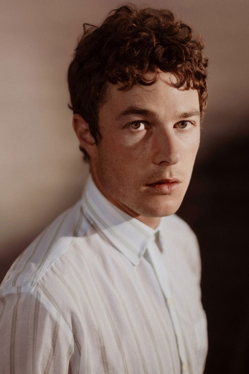 Baptiste Perusat as Laurent