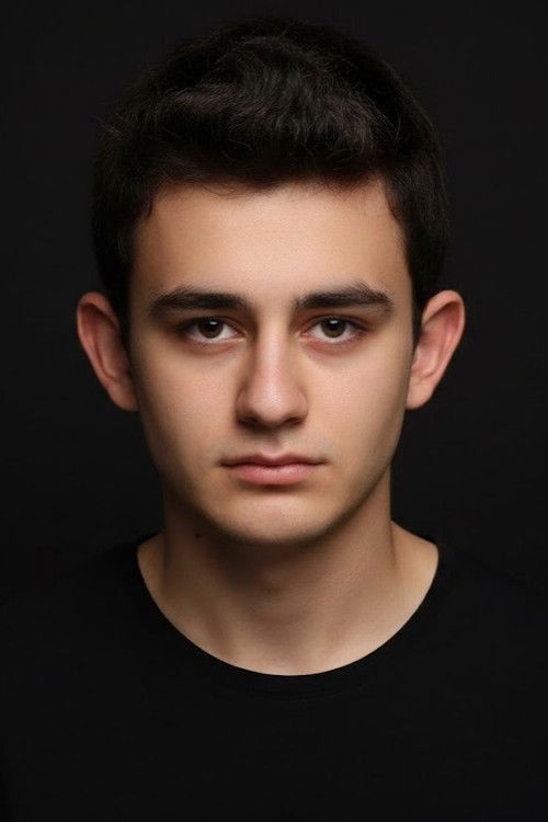 Mustafa Aşık as Self