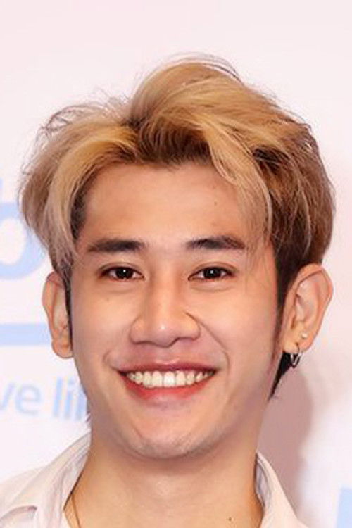 Nattapong Prompinit as Toy