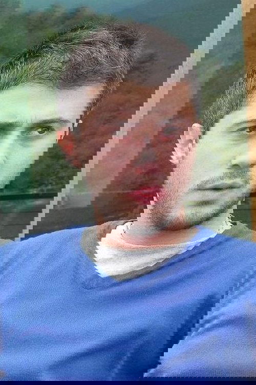 Kakha Kintsurashvili as Alex (The Detective)