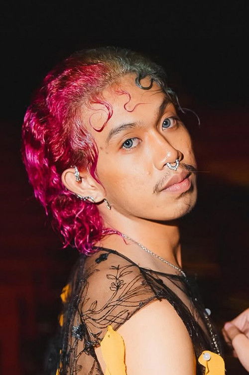 Bonifasius Jose Mariano as Grandpa Ghost