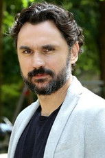 Piotr Jankowski as "Mouse"