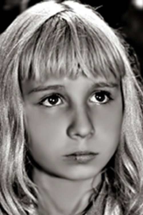 Marie-Catherine Faburel as Marie-Tintin (uncredited)