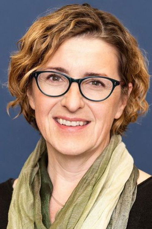 Georgia Ede as Self / Psychiatrist