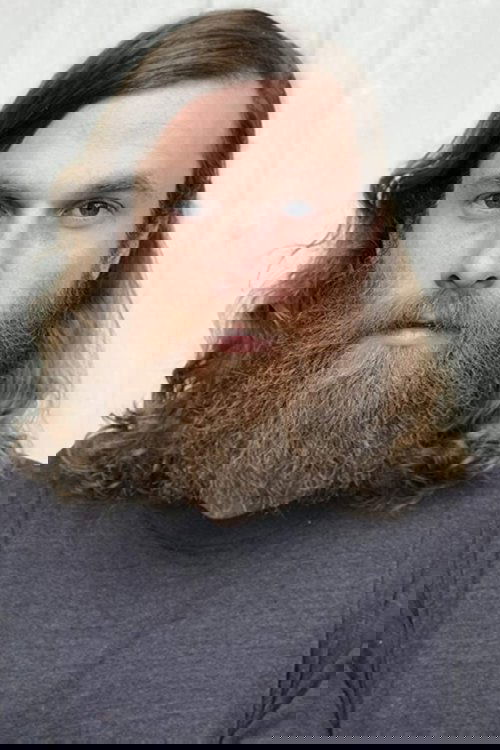 Elijah Ungvary as Frightened Man