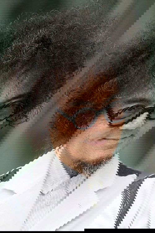 Petch Osathanugrah as Thaksin Gao