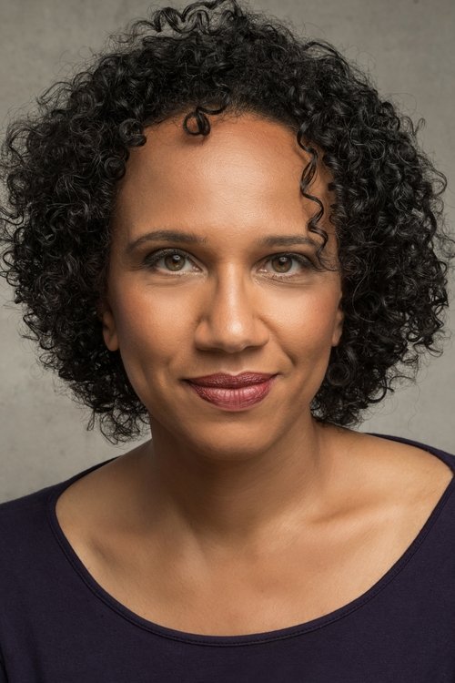 Grace Cookey-Gam as Em