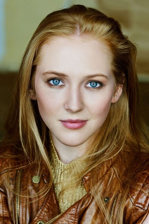 Gina Stiebitz as Lilly