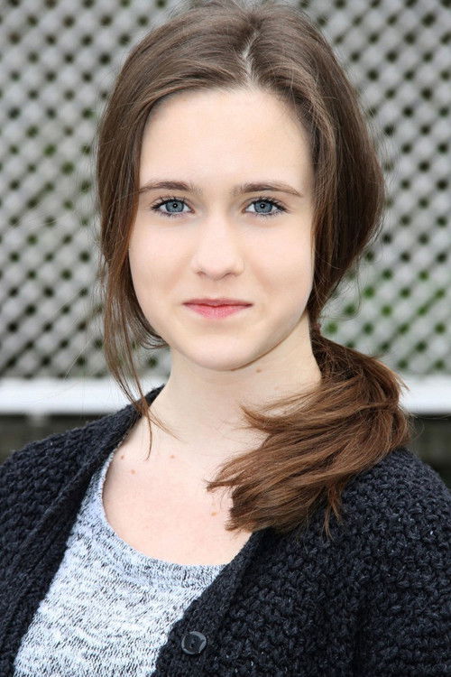 Luisa Spaniel as Lilly