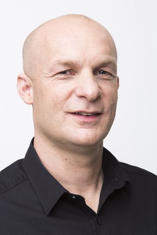 Christopher Knights as Theolonius / Blind Mouse (voice)