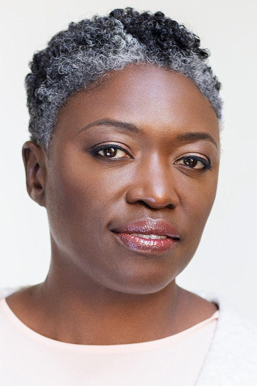 Andi Osho as Rochelle Akindele