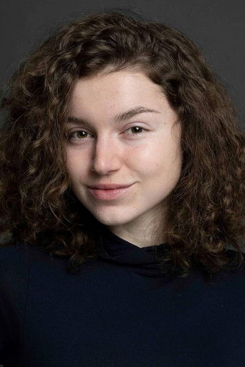 Josephine Grosbøl as Josefine