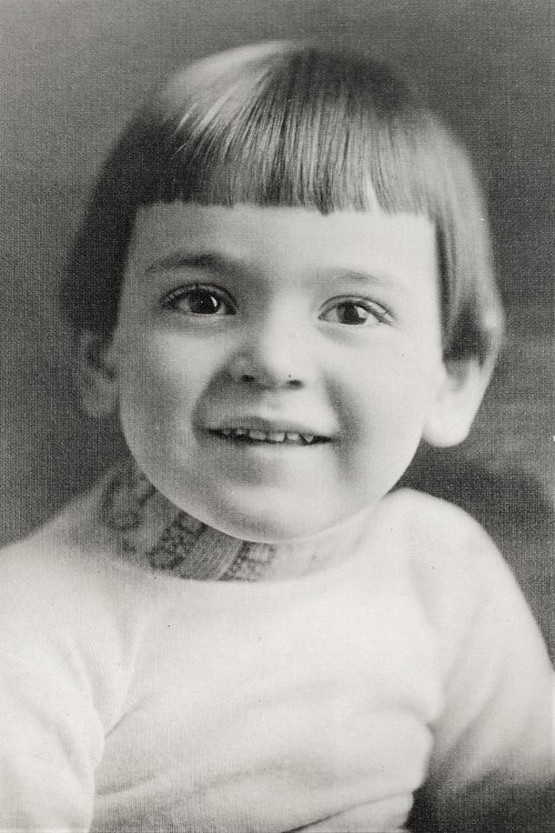 Dean Riesner as Outlaw Mack