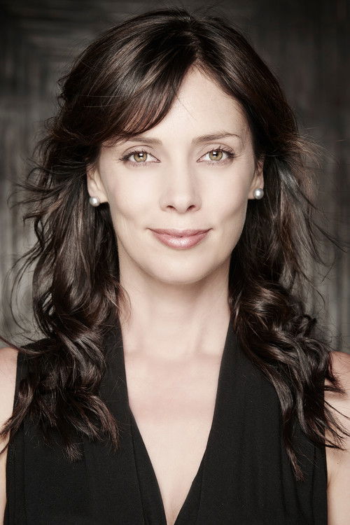 Mélanie Venne as Nicole