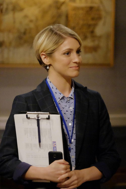 Teagan Rose as Rachel