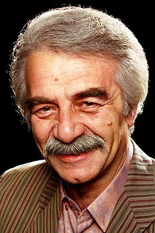 Manouchehr Nozari as Reza Shayesteh