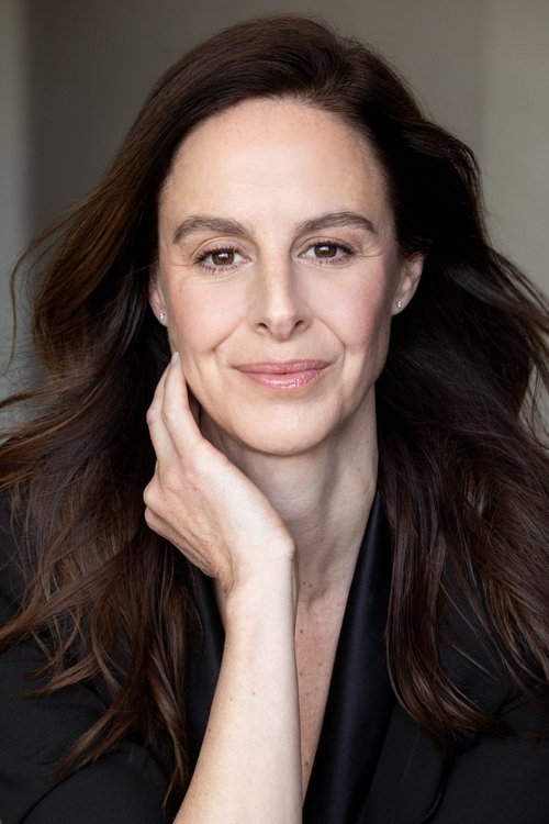 Michelle Giroux as Dara Frankel