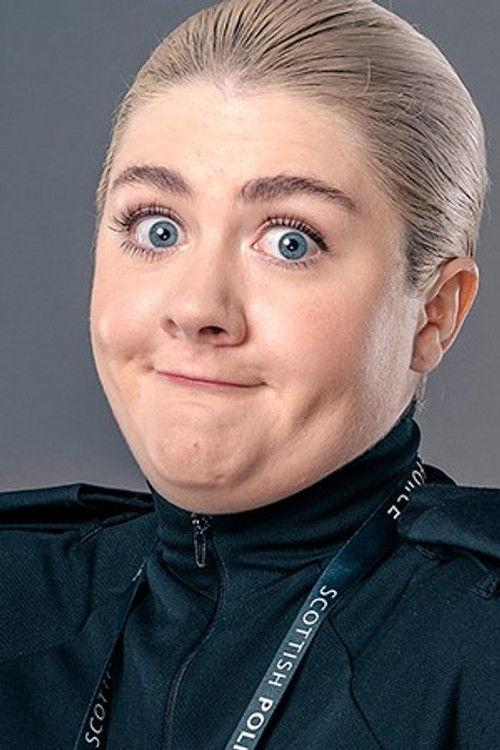 Phoebe Connolly as Hayley