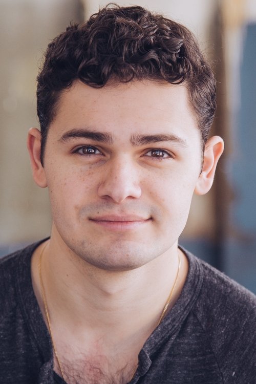 Brett DelBuono as Dylan