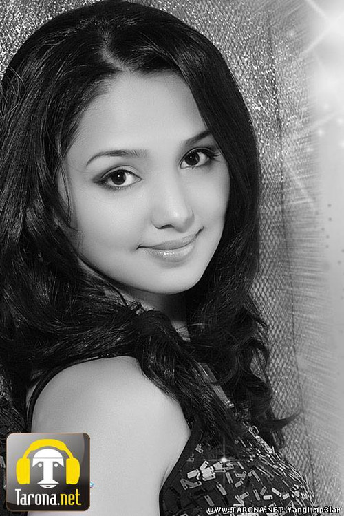 Muborak Ashurboeva as Gulnoza