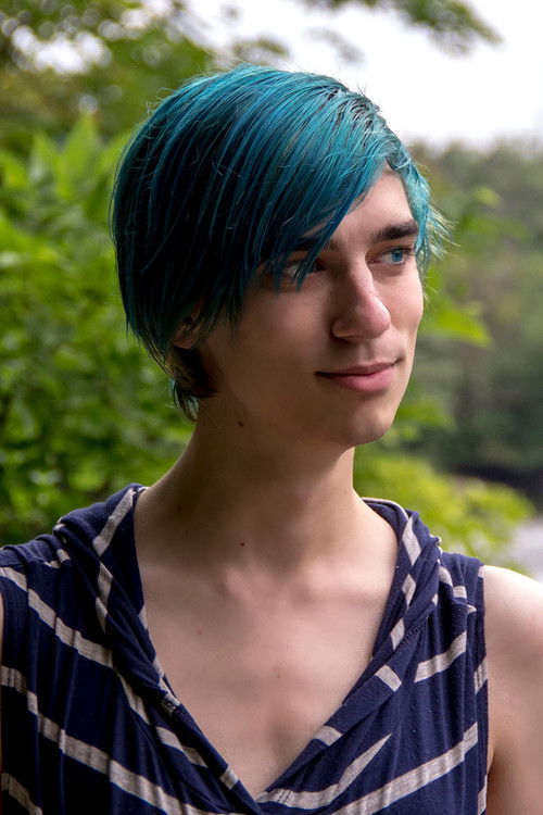 Kurt Richardson as David Kurtis