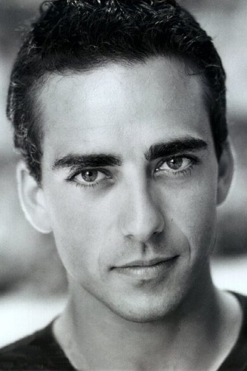 Andrea Piedimonte Bodini as Ivano Savioni