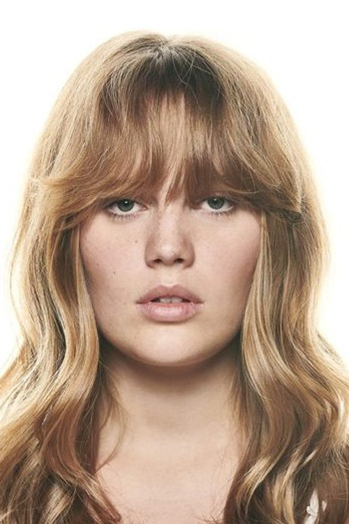 Pia Riegel as Miriam