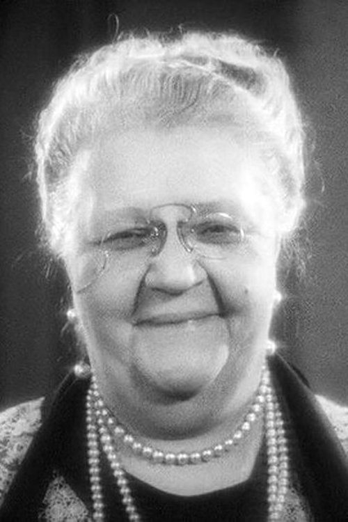 Marfa Kassatskaya as Fürstin Palitzin