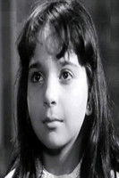 Nevine Nour El Din as ماجده جلال - طفلة