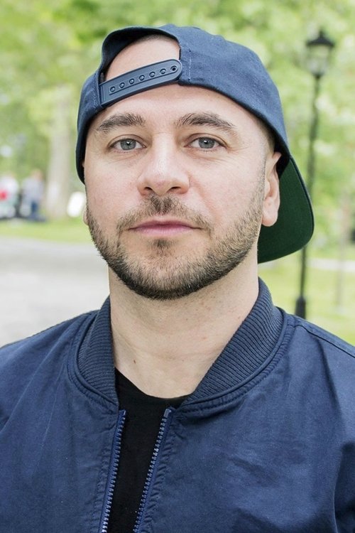 Felipe Leiva Wenger as Lilla Al-Fadji