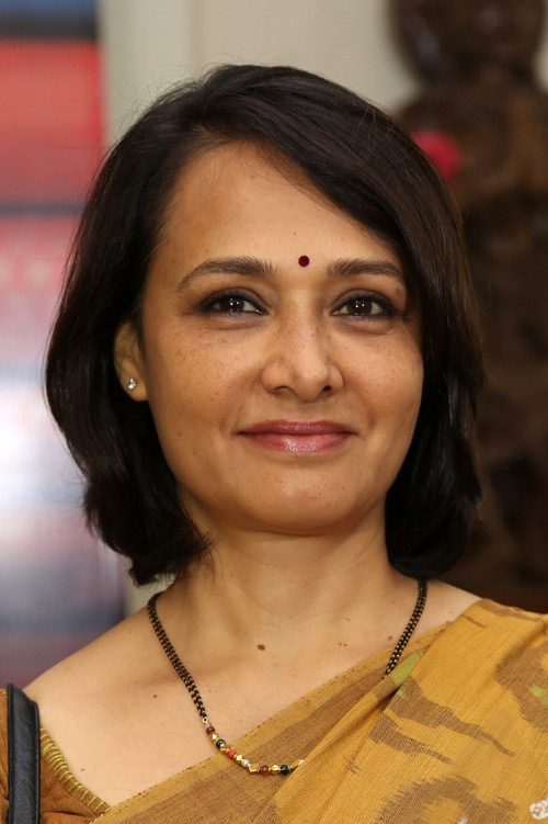 Amala Akkineni as Geetha