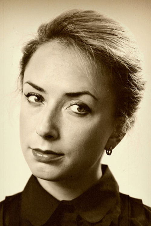 Vivian Janov as 