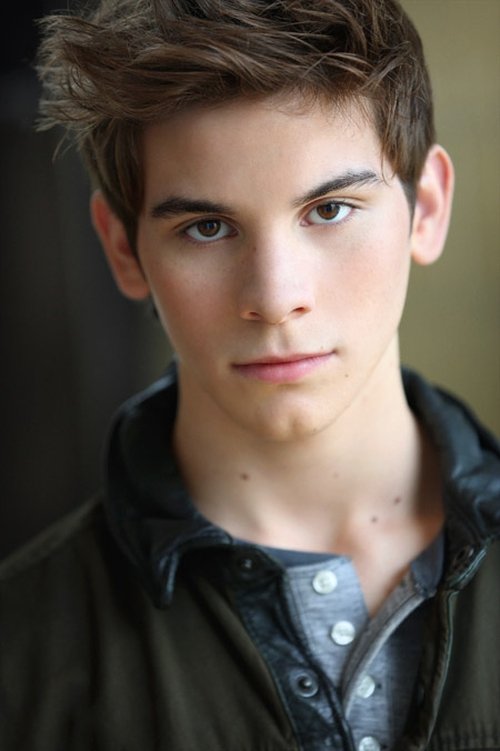 Ty Parker as Chet (young)