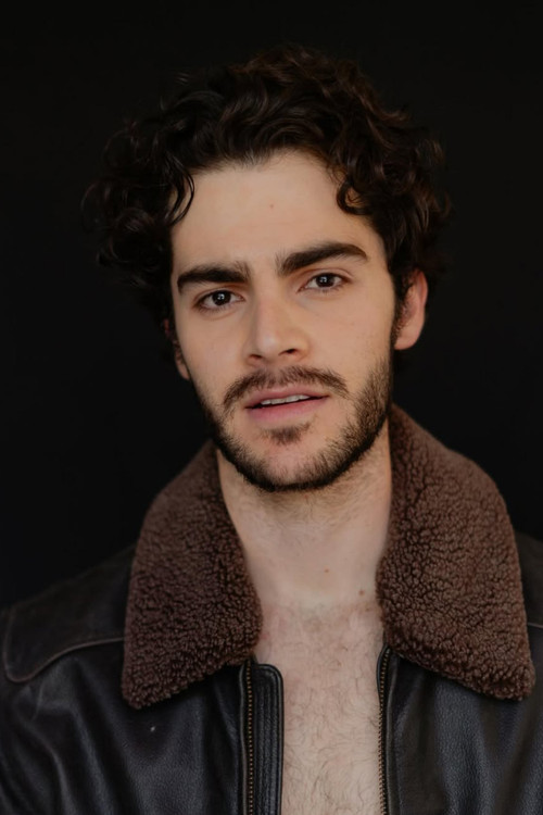 Andrés Borda as García