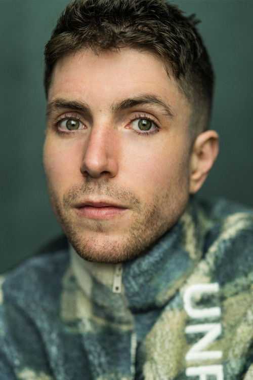 Robert Thompson as Cian