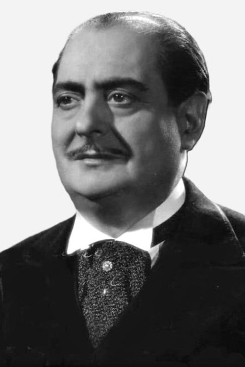 Juan Espantaleón as Tío Caragón
