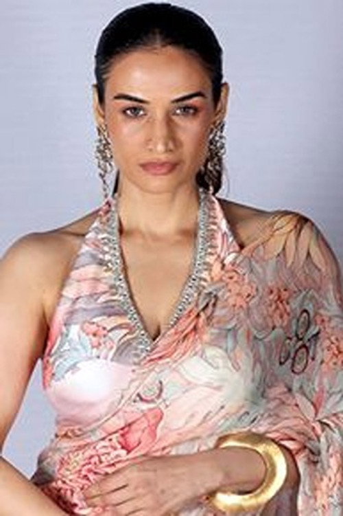 Karishma Modi as Queen Bee