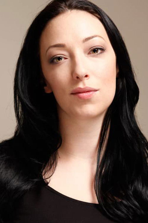 Amelia Tyler as Lara Lor-Van