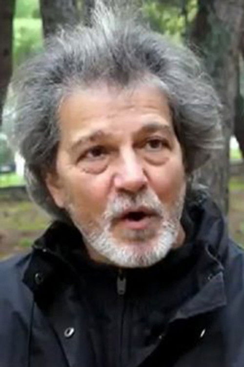 Giorgos Makris as λογιστής