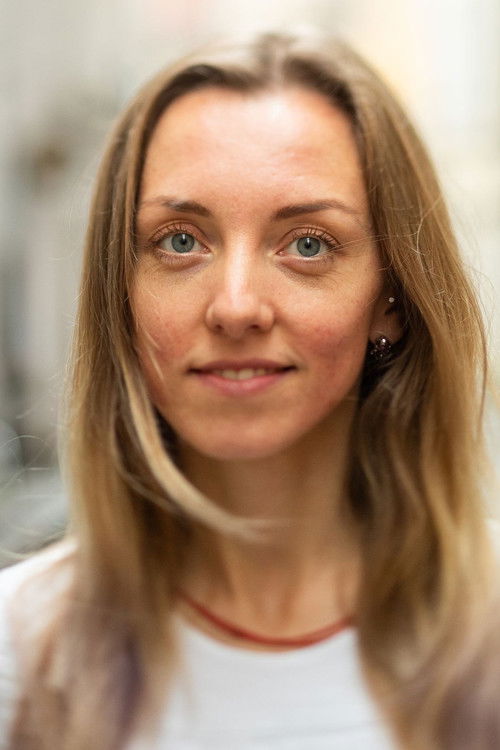 Loore Aaslav-Kaasik as Triinu (segment "Silver Wedding")