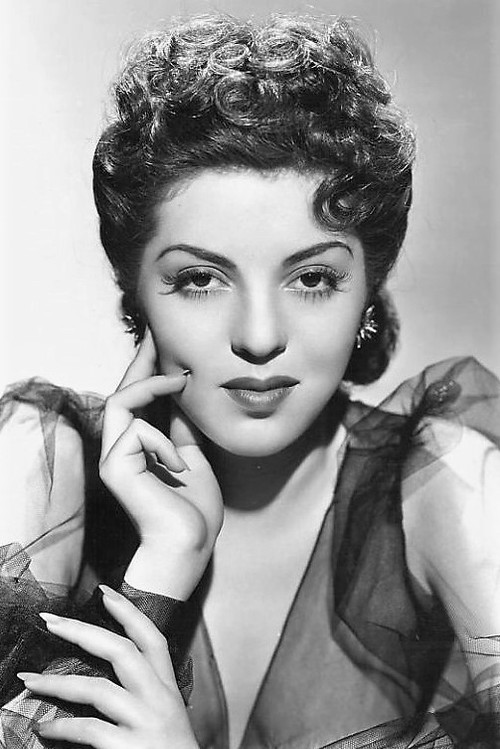 Nan Wynn as Dinner Club Singer ['Intrigue']