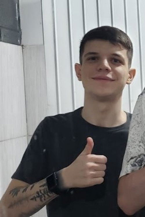 Edgar Henrique as Siderúrgica