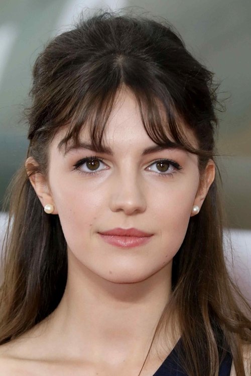 Ella Hunt as Juliette Chesney