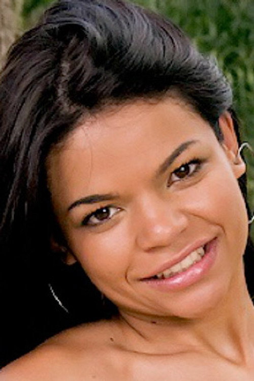 Emanuely Peregrinelli as 