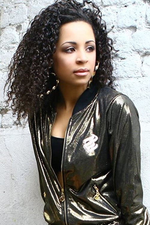 Chelsea Inez as Mckenna