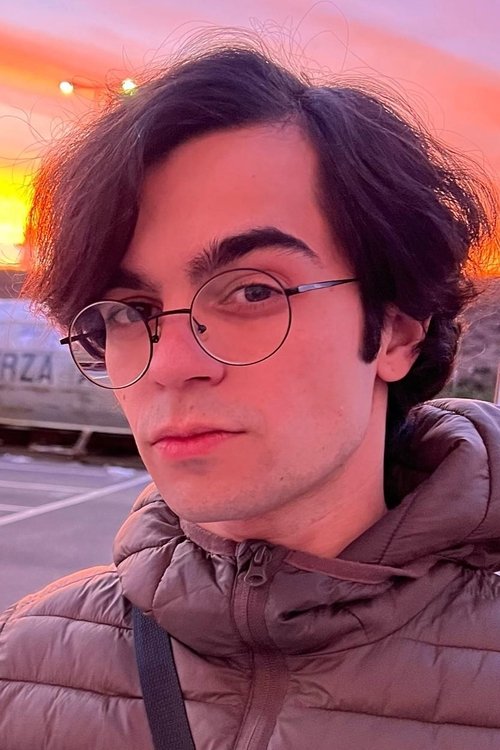 Luciano Chattón as Pedro Algorta