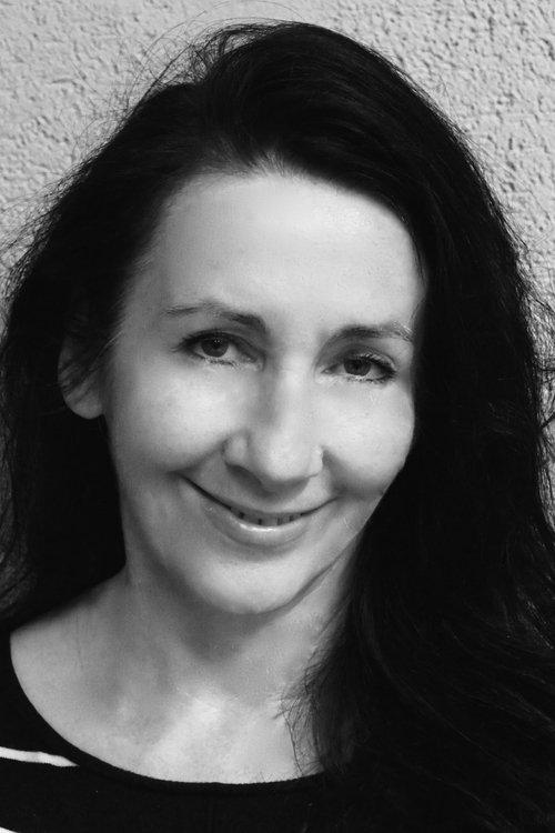 Francesca Folan as Mrs. Malcolm